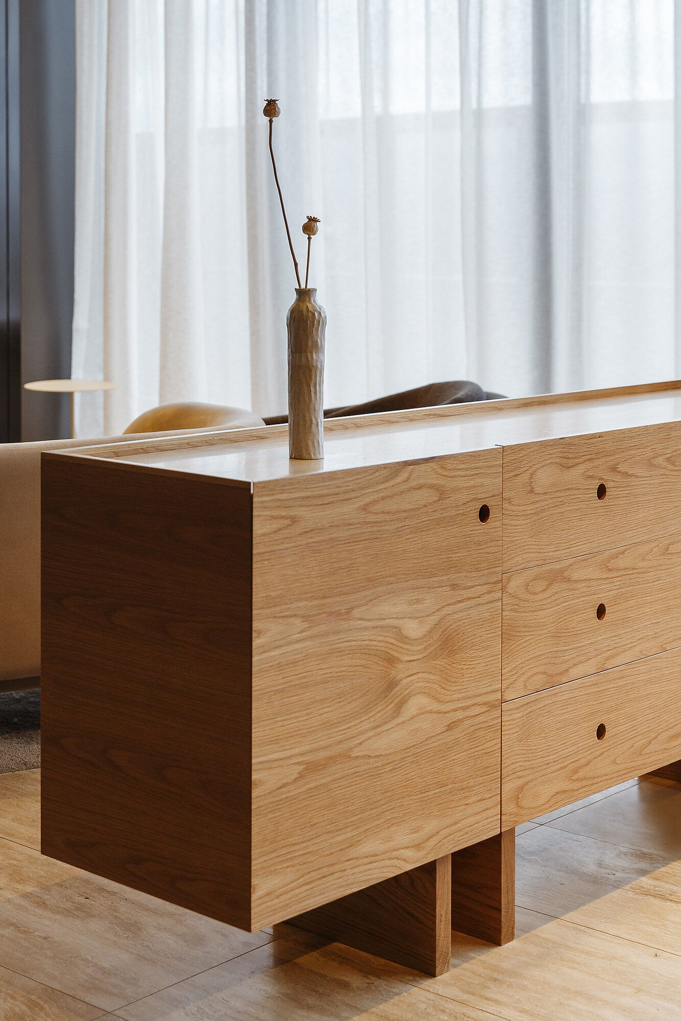 Sol Bar & Restaurant by Genesin Studio in collaboration with Walter