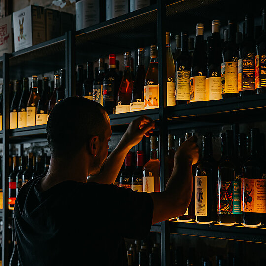 Interior photograph of Paski Vineria Popolare by Nikki To