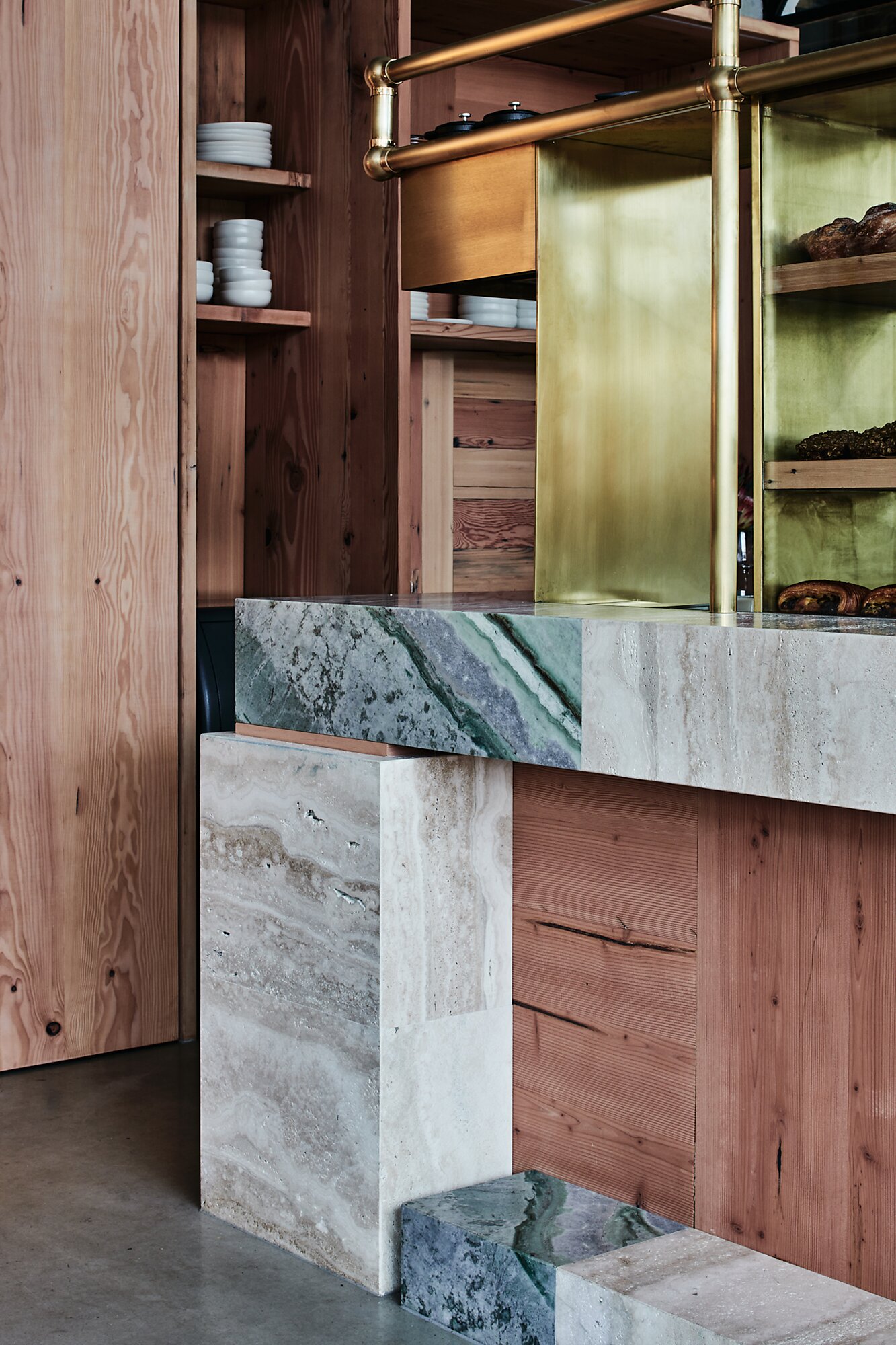 St Ali & The Queen by