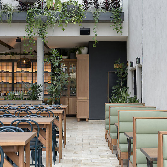 Interior photograph of Valley Hops Brewing by Mindi Cooke