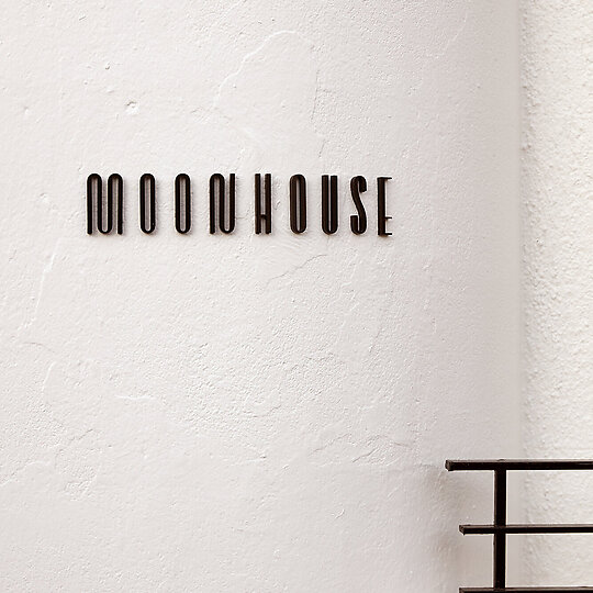 Interior photograph of Moonhouse by Jack Lovel