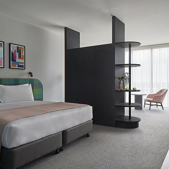 Interior photograph of Holiday Inn Werribee by Peter Clarke Photography