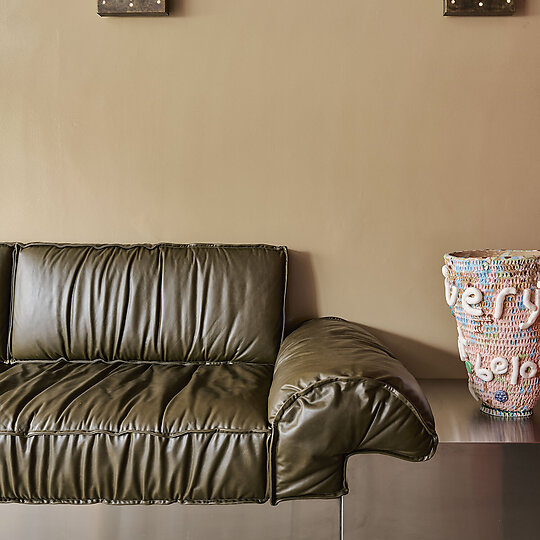 Interior photograph of Breadwinner by Anson Smart