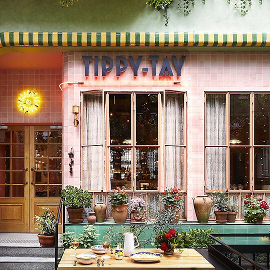 Interior photograph of Tippy Tay by Caitlin Mills