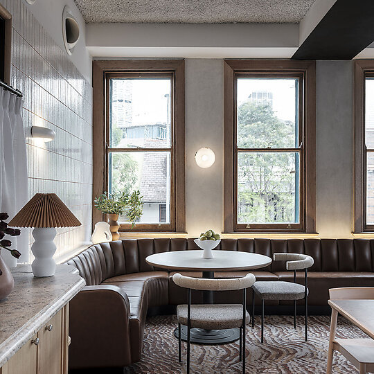 Interior photograph of Arturo's by Tom Ferguson