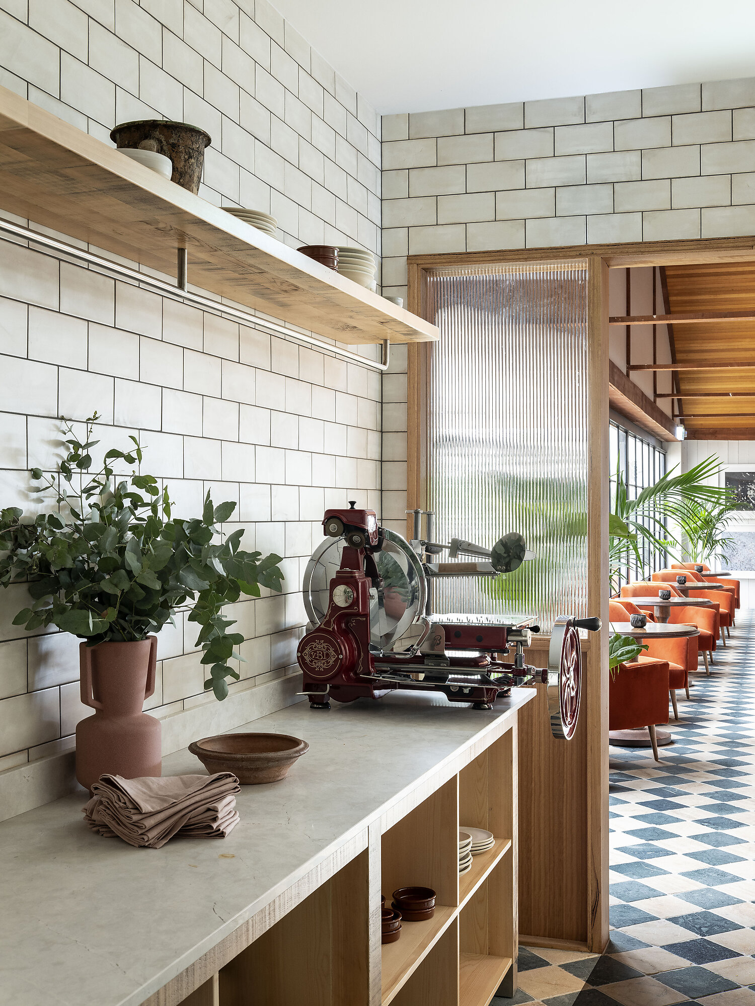 Mount Pleasant Wines by Luchetti Krelle Eat Drink Design Awards